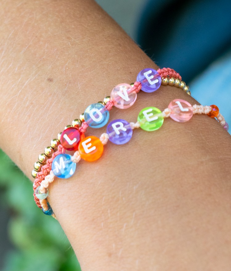 How to Make Friendship Bracelets with Beads